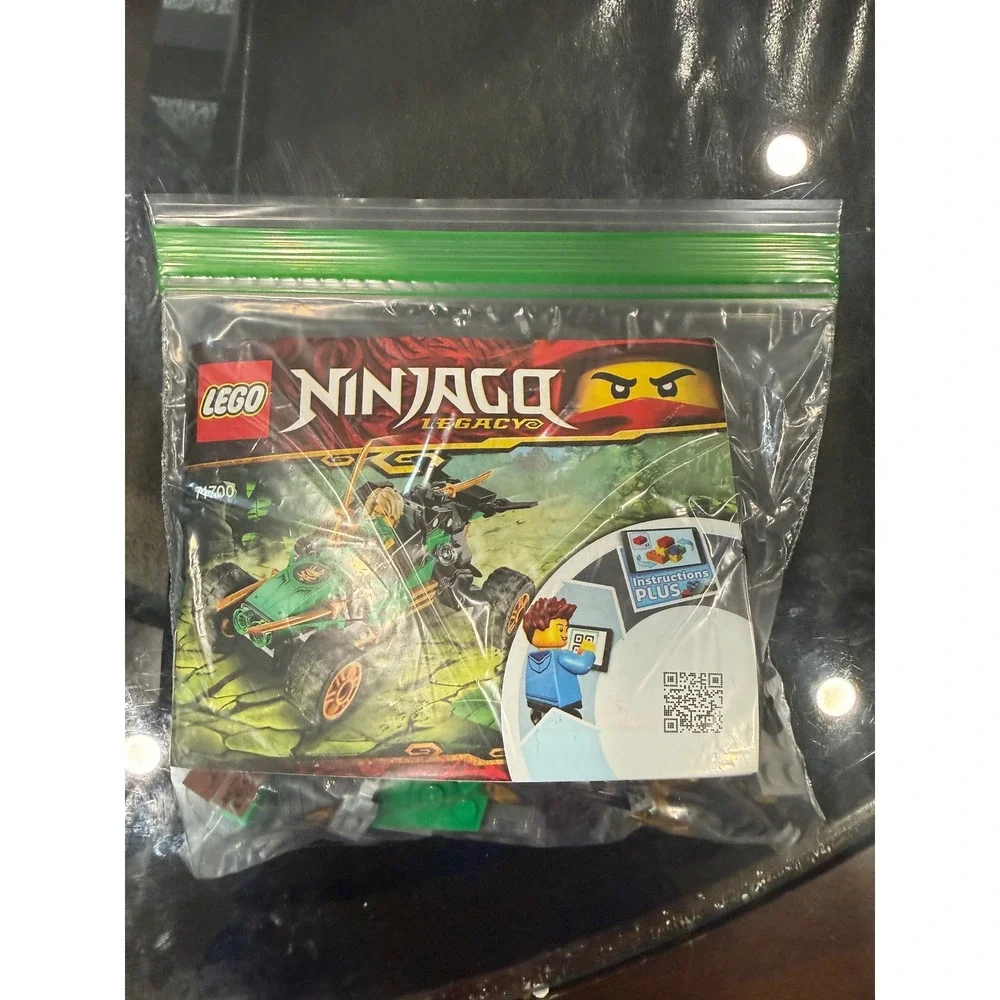 LEGO Ninjago Legacy Jungle Raider 71700 Lloyd Minifigure Buggy Car Set‎ Complete